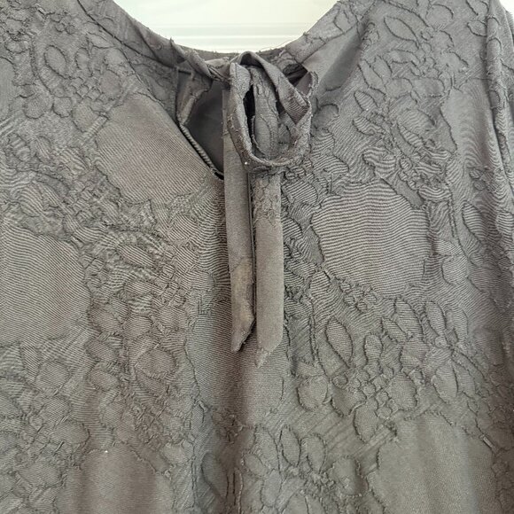 Black Long Sleeve Susan Graver Top Size Small Tie Back - Picture 3 of 9